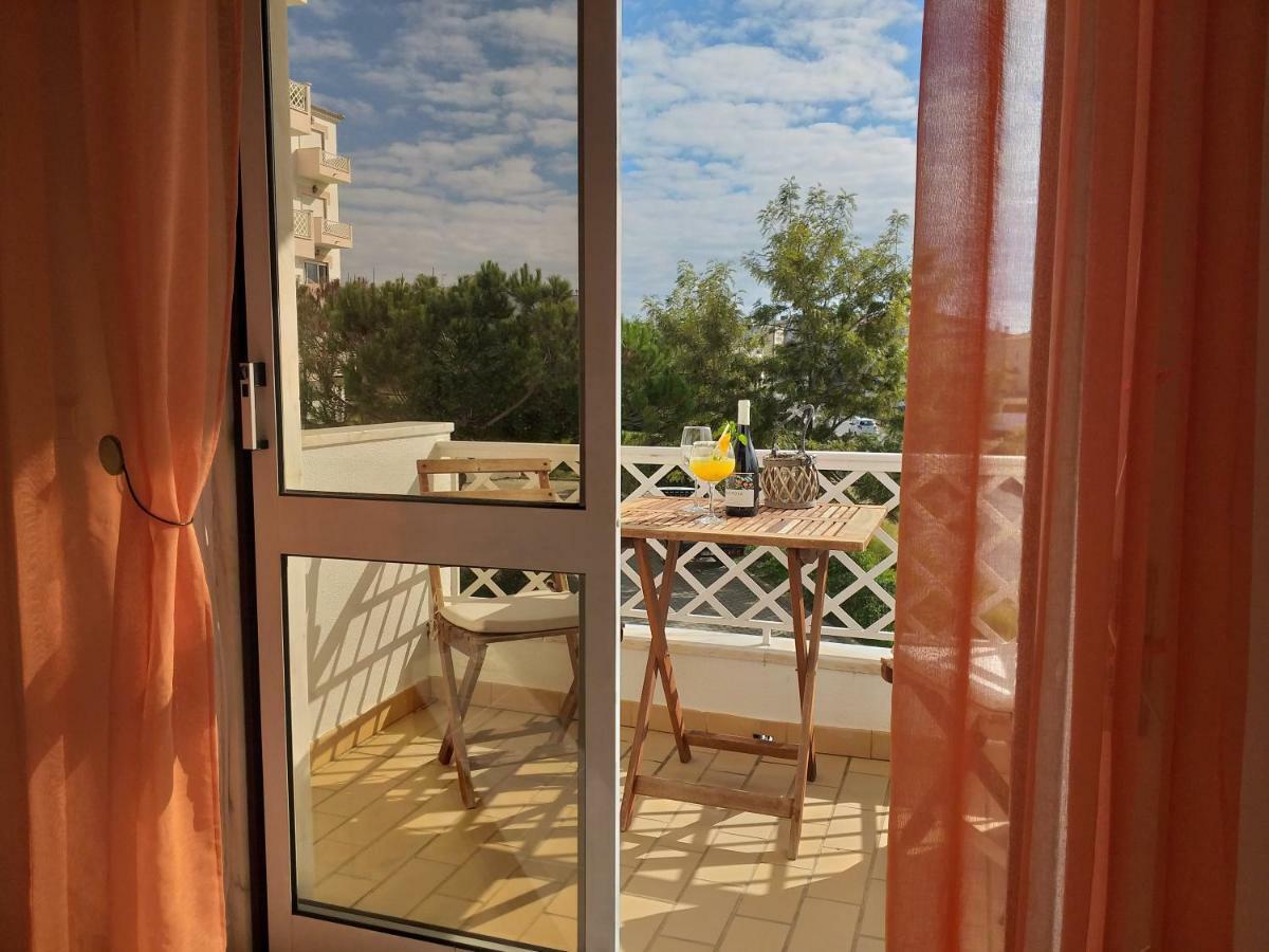 Pretty Sunny Guest Apartment Lagos Esterno foto